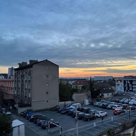 Comfy, Cosy, And Spacious Apartment Near Paris Bezons Eksteriør billede